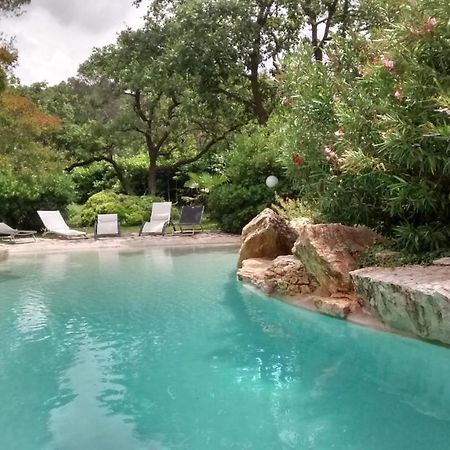 La Bousquatiere Bed & Breakfast Piolenc Exterior photo