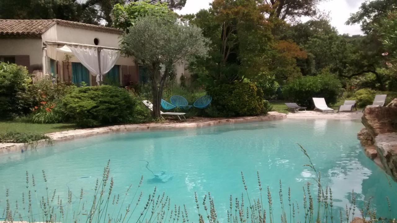 La Bousquatiere Bed & Breakfast Piolenc Exterior photo